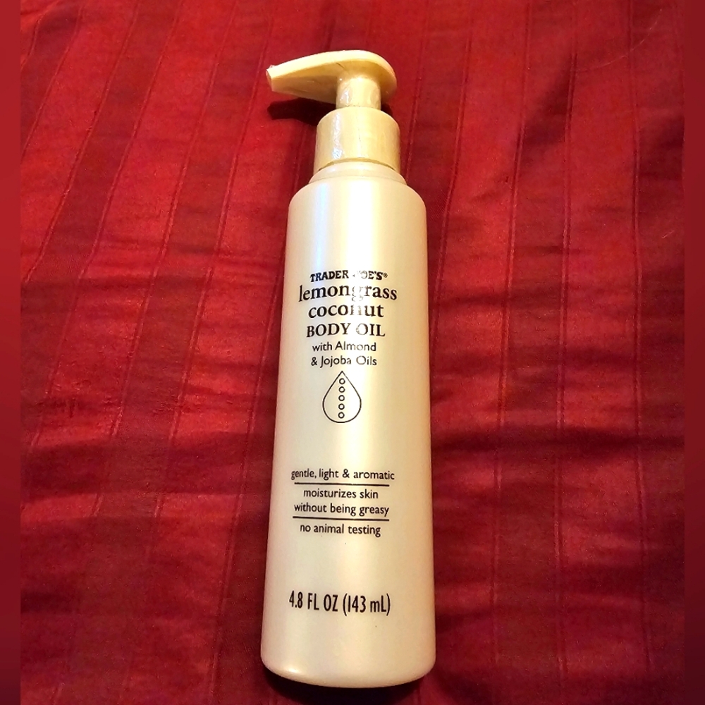 Trader Joe's Lemongrass Coconut Body Oil NWT